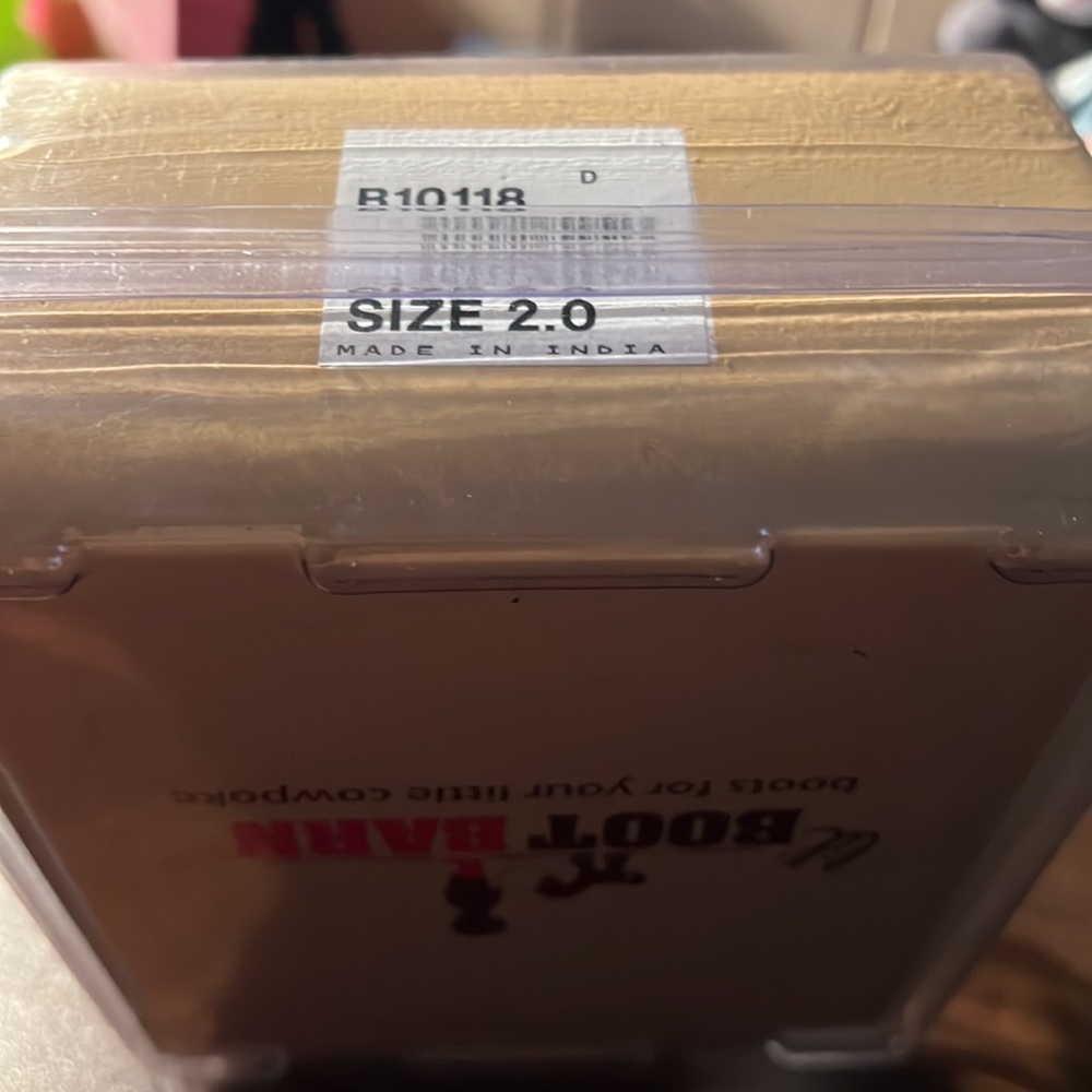 Lil Boot Barn size 2 - Picture 2 of 3